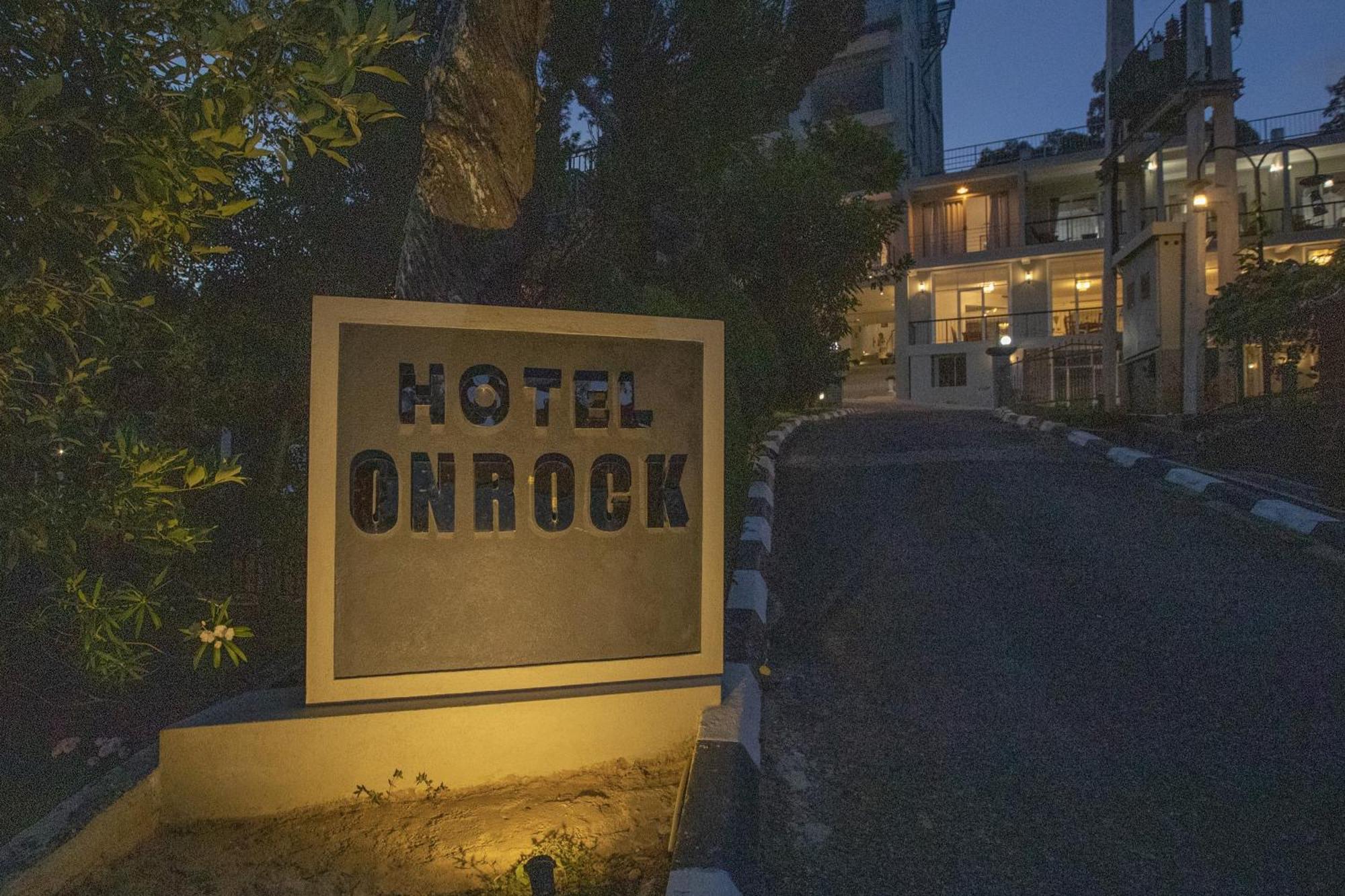 Hotel Onrock Ella Bagian luar foto