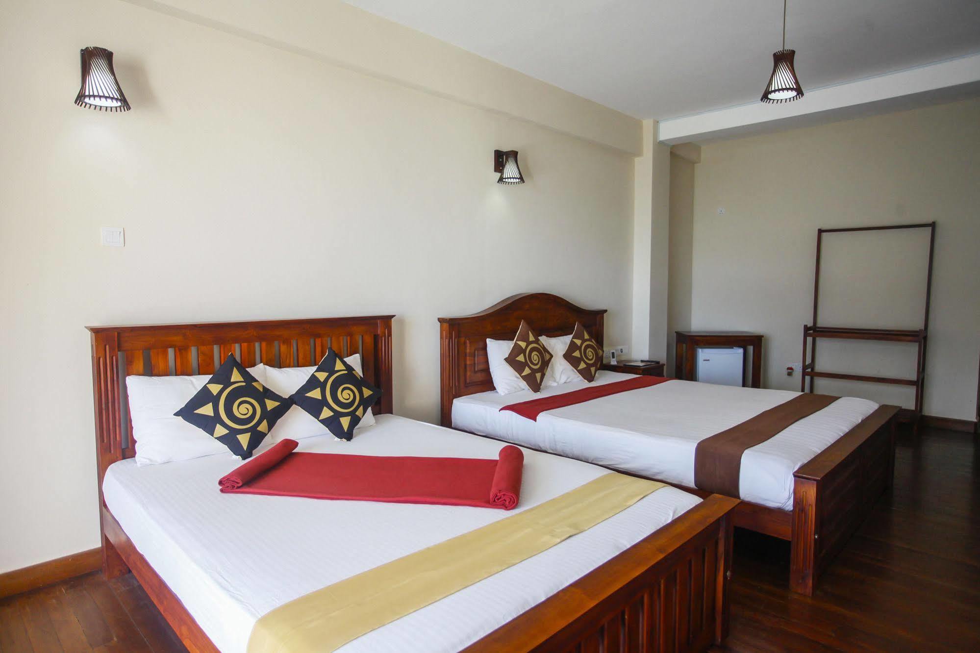 Hotel Onrock Ella Bagian luar foto